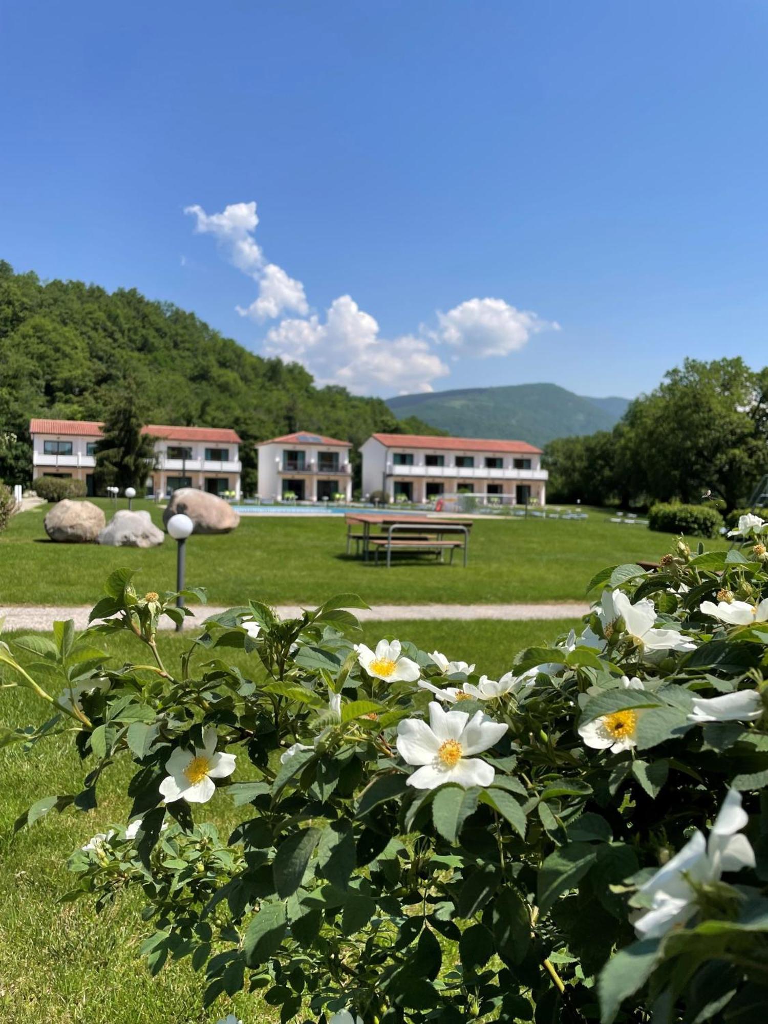 Bran & Denise Residence Костермано Екстериор снимка
