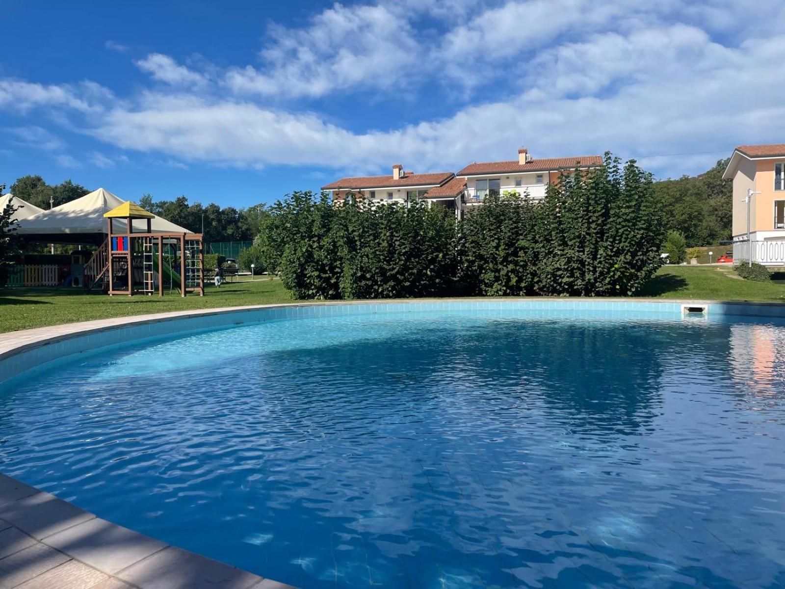 Bran & Denise Residence Костермано Екстериор снимка